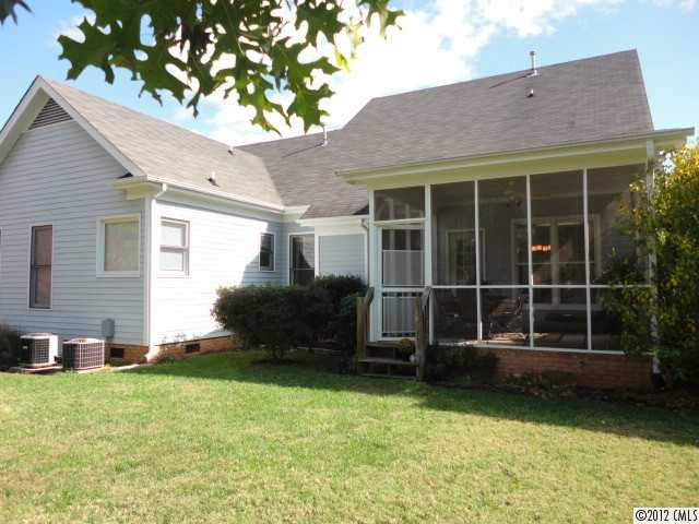 225 Lingle Dr, Davidson, NC 28036 photo 12