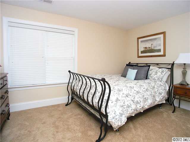 174 Arrow Point Ln, Davidson, NC 28036 photo 12