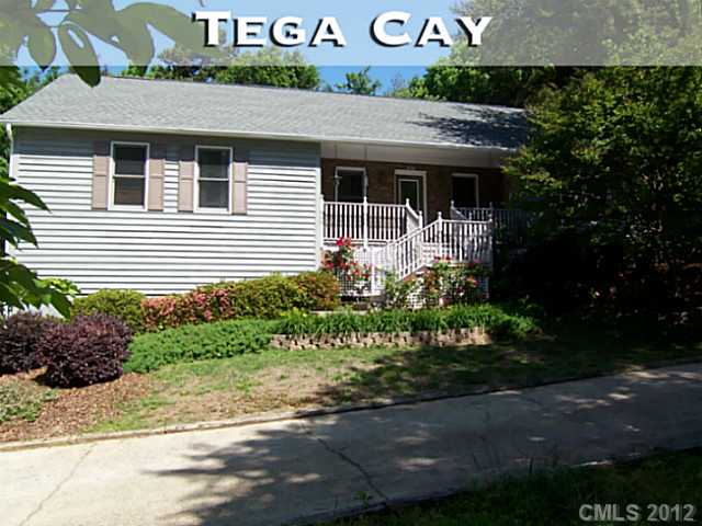 3096 Point Clear Dr, Tega Cay, SC 29708 photo 1