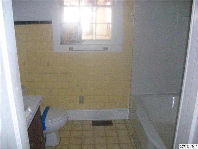 1291 Samarcand Rd, Biscoe, NC 27209 photo 3