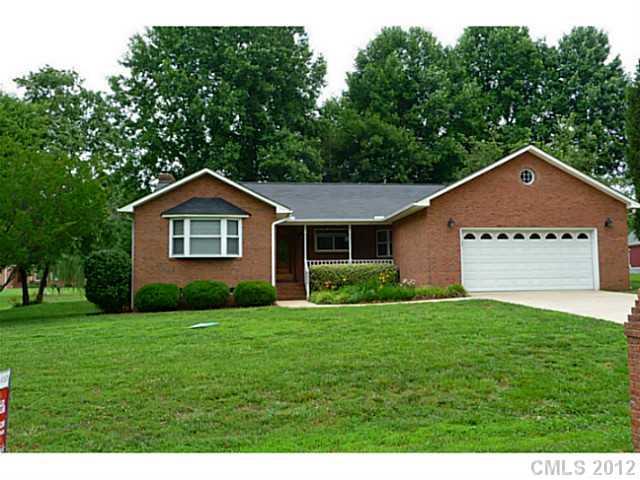 8640 Blue Heron Dr, Terrell, NC 28682 photo 1