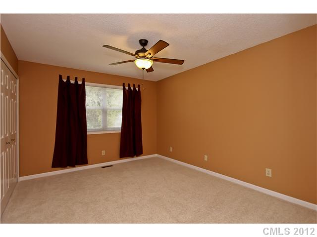 8640 Blue Heron Dr, Terrell, NC 28682 photo 11