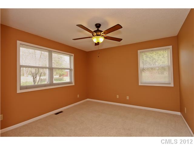 8640 Blue Heron Dr, Terrell, NC 28682 photo 12