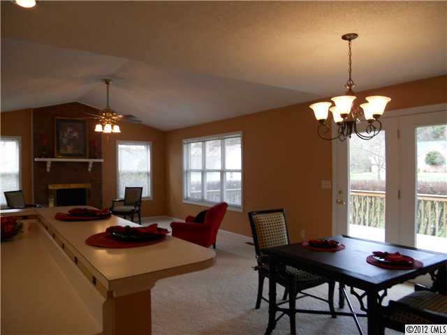 8640 Blue Heron Dr, Terrell, NC 28682 photo 5