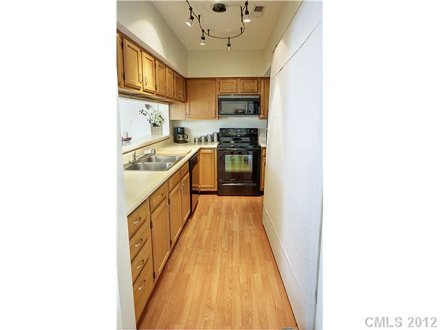 20101 Henderson M Rd #M, Cornelius, NC 28031 photo 4