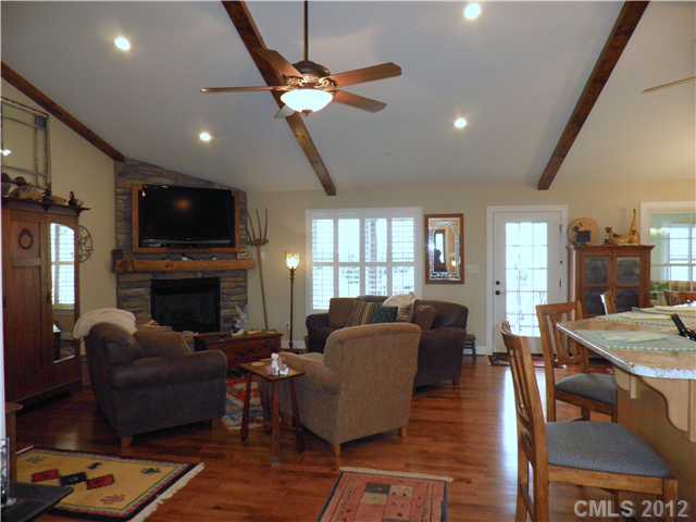 3317 Evondale Rd, Crouse, NC 28033 photo 2