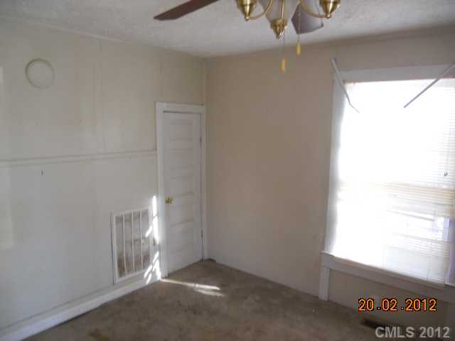 508 3rd St, Stanley, NC 28164 photo 2