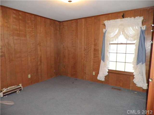 3189 E Maiden Rd, Maiden, NC 28650 photo 5