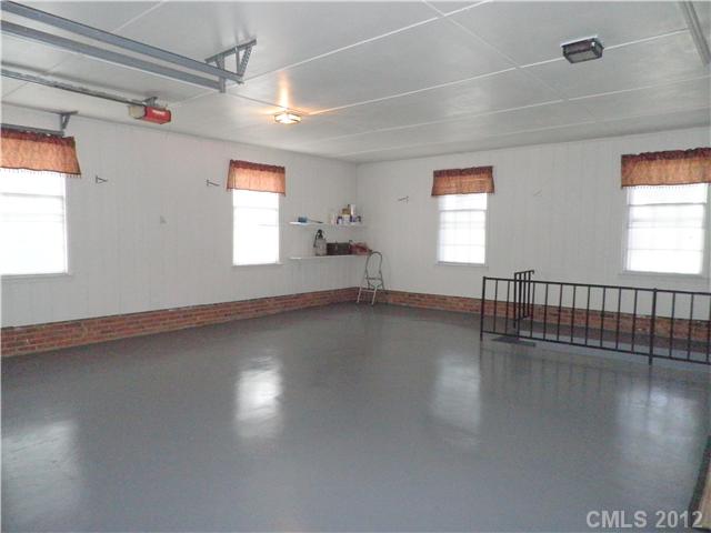 3189 E Maiden Rd, Maiden, NC 28650 photo 11