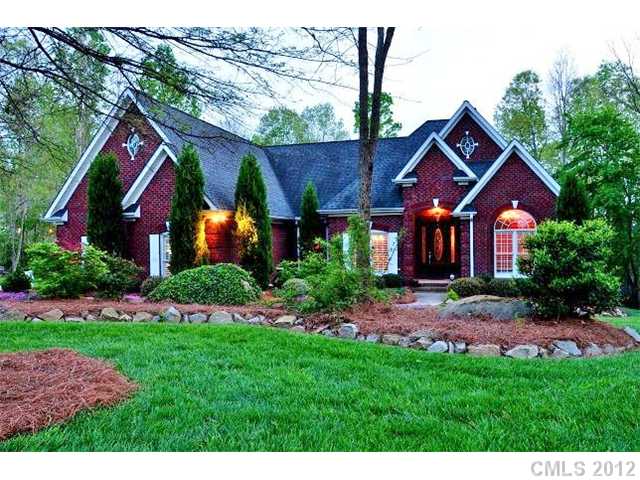 11865 Hidden Forest Ln, Davidson, NC 28036 photo 1
