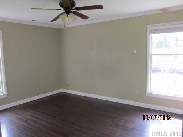844 Silver Fox Dr, Concord, NC 28025 photo 5