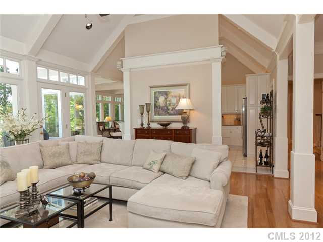 19409 River Falls Dr, Davidson, NC 28036 photo 8