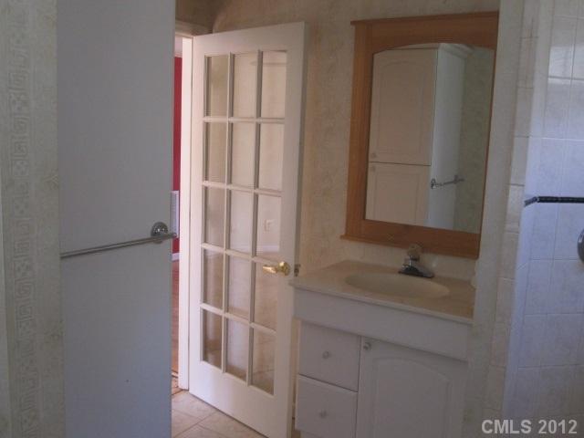 9110 Echo Ln, Charlotte, NC 28227 photo 8