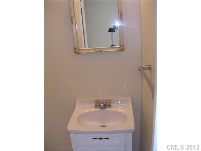 4520 E Cntral Avnu Ave #E, Charlotte, NC 28205 photo 10
