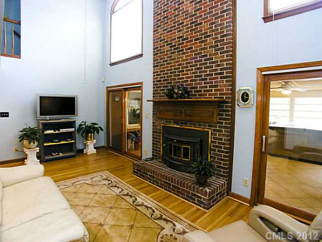 555 Compton Rd, Clover, SC 29710 photo 6