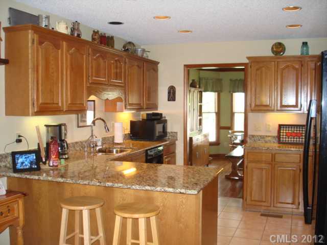 11119 Windgate Ct, Tega Cay, SC 29708 photo 4