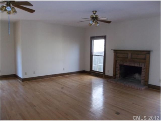 803 Hickory Nut Cir, Monroe, NC 28112 photo 4
