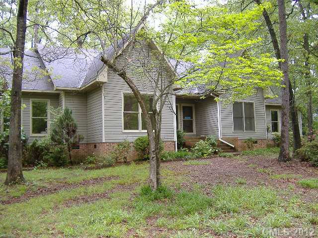 803 Hickory Nut Cir, Monroe, NC 28112 photo 1