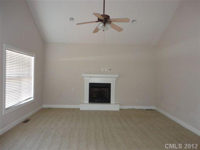 3709 Travertine Dr, Lancaster, SC 29720 photo 4