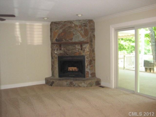 1006 Palmyra Dr, Tega Cay, SC 29708 photo 10