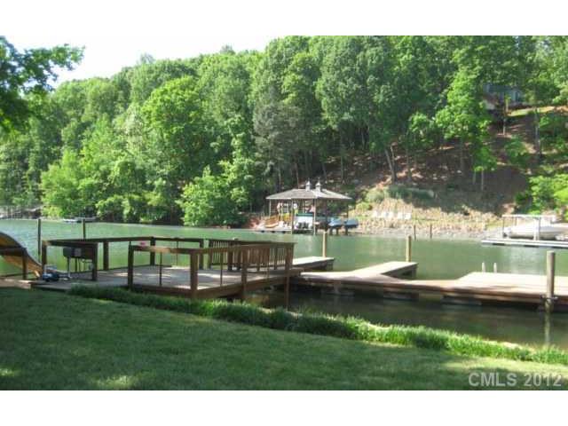 1006 Palmyra Dr, Tega Cay, SC 29708 photo 1