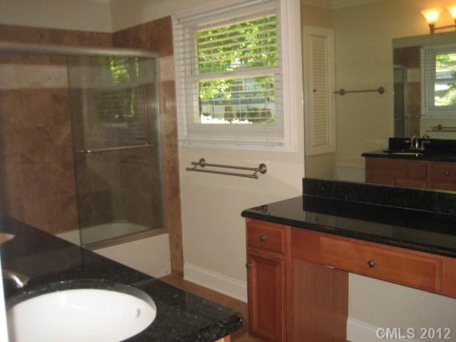 1006 Palmyra Dr, Tega Cay, SC 29708 photo 9