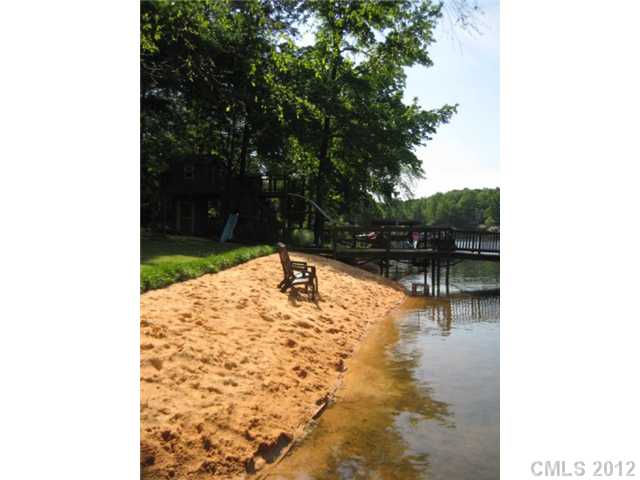 1006 Palmyra Dr, Tega Cay, SC 29708 photo 6