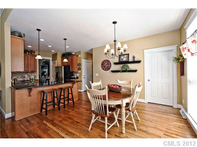 822 Brooksmill Dr, Tega Cay, SC 29708 photo 6