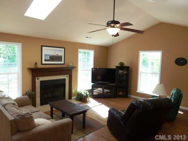 3610 Libby Ln, Midland, NC 28107 photo 3