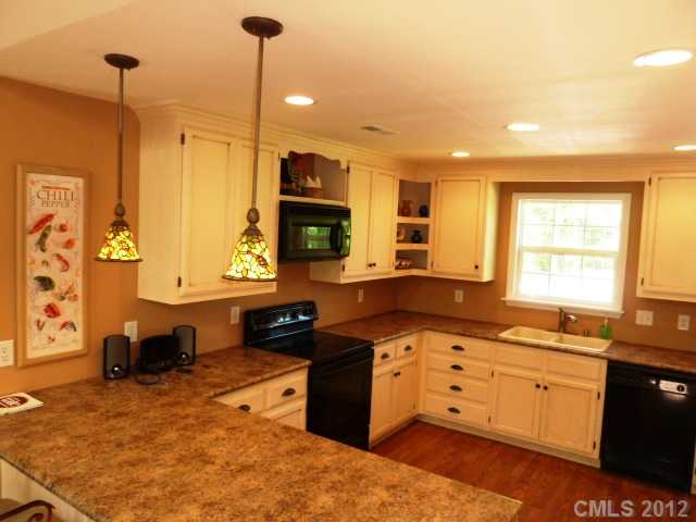 3610 Libby Ln, Midland, NC 28107 photo 7
