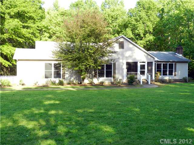 708 Houston Dr, Monroe, NC 28110 photo 1