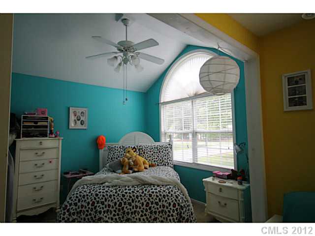 429 Pine Forest Ct, Vale, NC 28168 photo 2