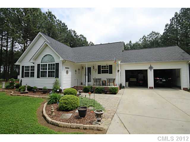 429 Pine Forest Ct, Vale, NC 28168 photo 1