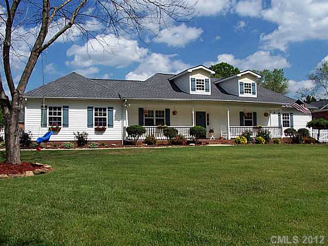 9038 Bartlett Rd, Mint Hill, NC 28227 photo 1