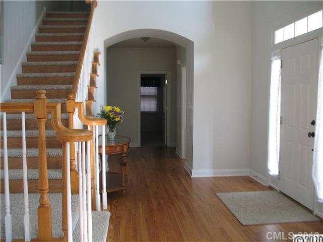 18737 Dembridge Dr, Davidson, NC 28036 photo 2