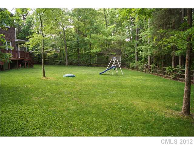 2017 Brandywine Dr, Matthews, NC 28105 photo 9