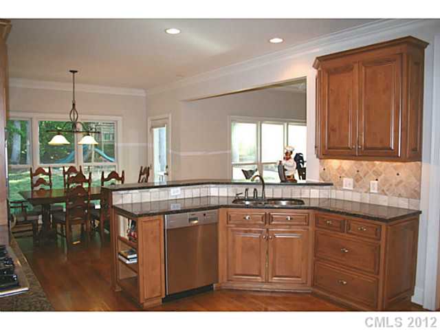 18533 Rollingdale Ln, Davidson, NC 28036 photo 6