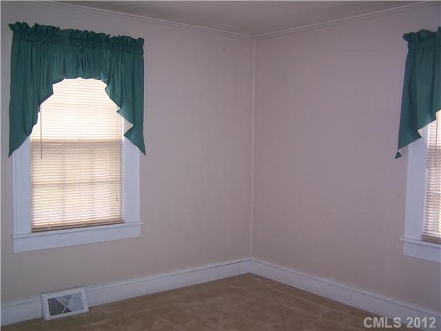 830 Maple Ave, Salisbury, NC 28144 photo 4