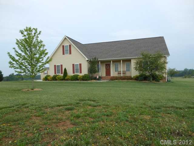 112 Tatum Rd, Olin, NC 28660 photo 2