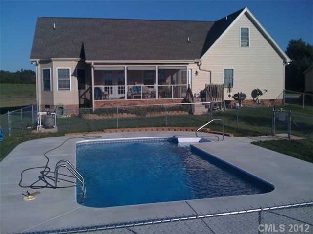 112 Tatum Rd, Olin, NC 28660 photo 4