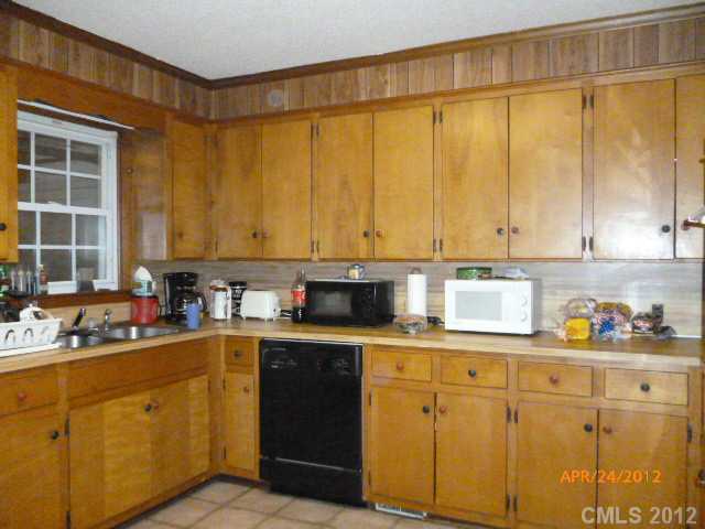 2723 Downing St, Lancaster, SC 29720 photo 8