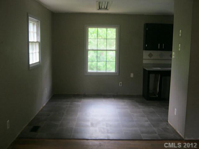 2529 Devon Dr, Dallas, NC 28034 photo 5