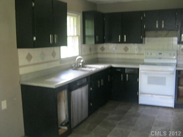 2529 Devon Dr, Dallas, NC 28034 photo 6