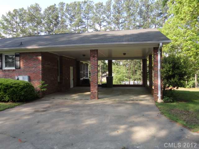 116 Ridge Ave, Clover, SC 29710 photo 2