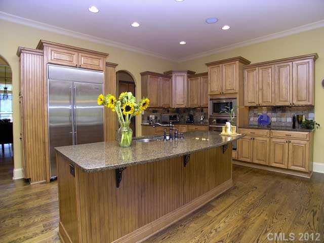 3002 Dodsworth Dr, Cramerton, NC 28032 photo 3