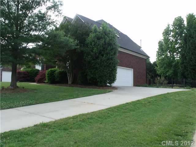 171 Eaglecrest Dr, Matthews, NC 28104 photo 16