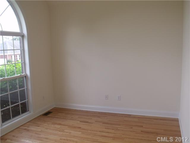 171 Eaglecrest Dr, Matthews, NC 28104 photo 3