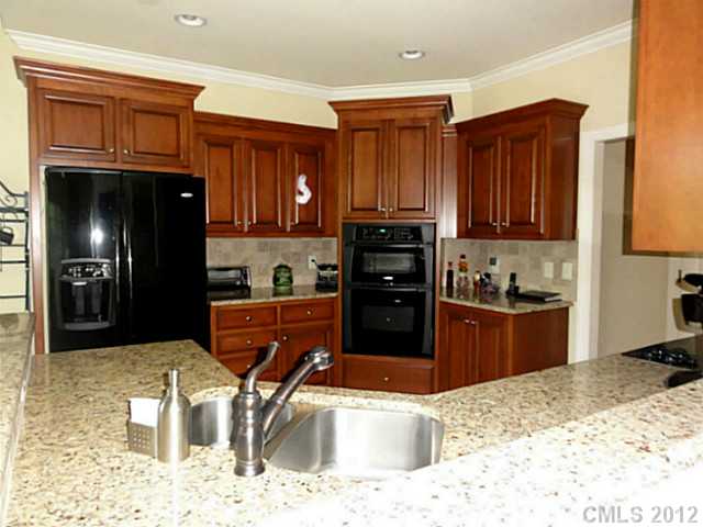 3100 Beaver Dam Dr, Monroe, NC 28110 photo 7