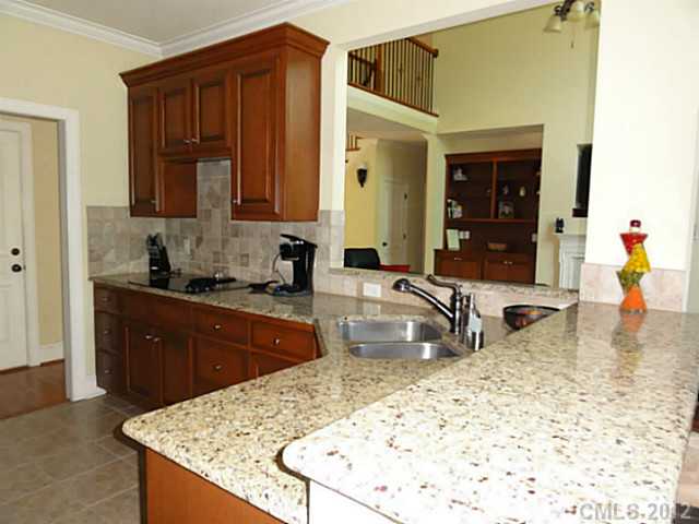 3100 Beaver Dam Dr, Monroe, NC 28110 photo 8