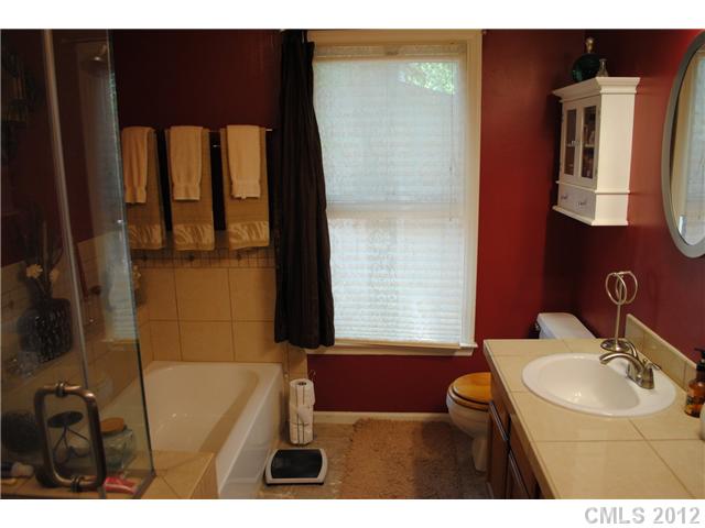 16042 Samoa Ct, Tega Cay, SC 29708 photo 7